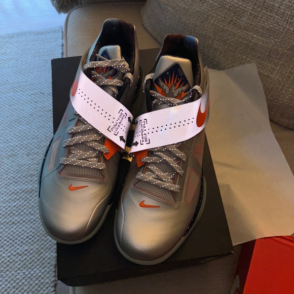 Nike KD 4 Galaxy - Picture 2 of 4